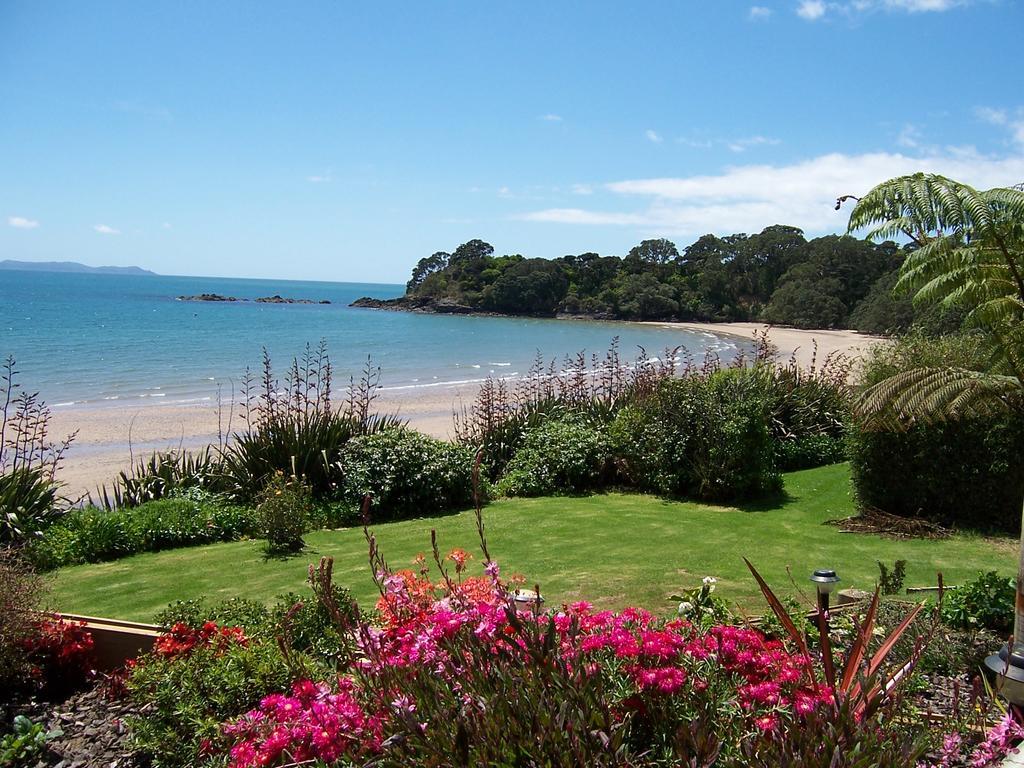 By The Bay Beachfront Apartments Mangonui Extérieur photo